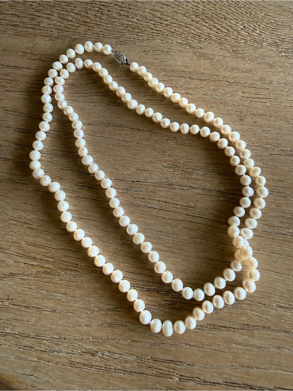 Pearl Necklace Silver